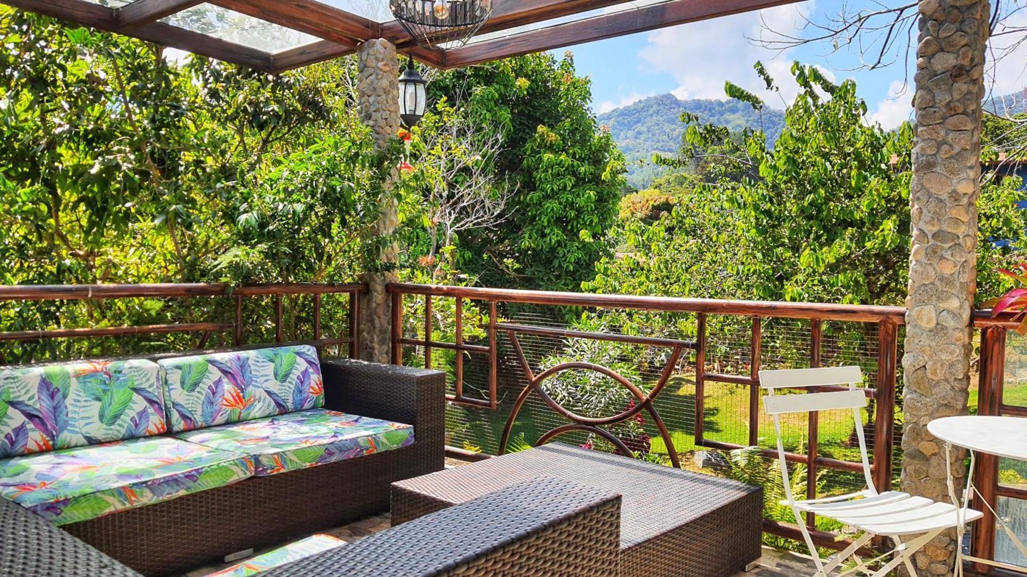Junior Suite with Garden View